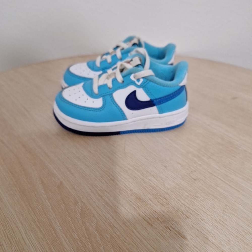 Nike Kids Blue and White Sneakers